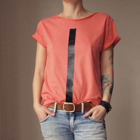 Czarna kreska Łososiowy oversize Czarna kreska Łososiowy oversize