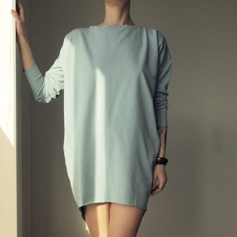Sukienka dresowa Oversize Szara lila Sukienka dresowa Oversize Szara lila
