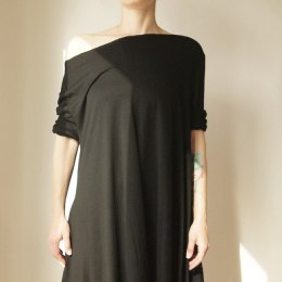 Sukienka Serce oversize Czarna