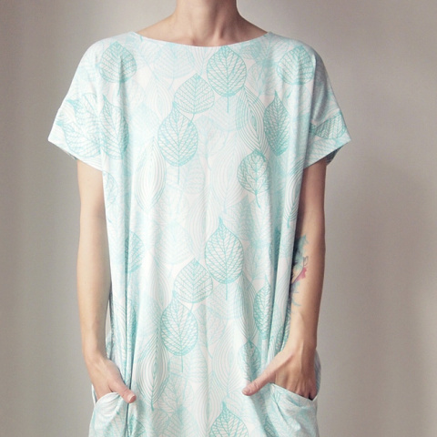 Sukienka tshirt oversize Liście Sukienka tshirt oversize Liście