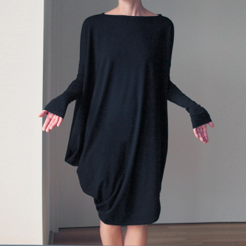 Sukienka długi rękaw asymetryczna Czarna