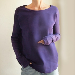 Bluza damska oversize z wąskimi rękawami – ciemny fiolet