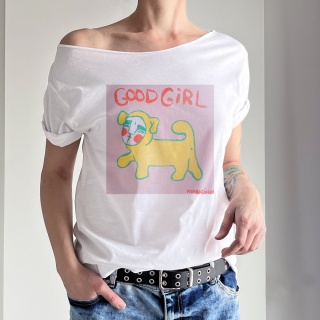 Koszulka damska oversize z grafiką Pauliny Korbaczyńskiej Good Girl – biała