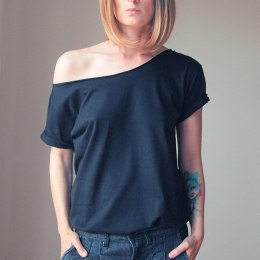 Asymetryczny Czarny Oversize