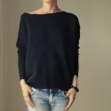 Czarna bluza cięta Czarna bluza cięta