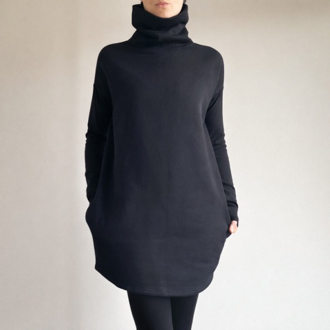 Sukienka Wąski rękaw czarna Golf Midi