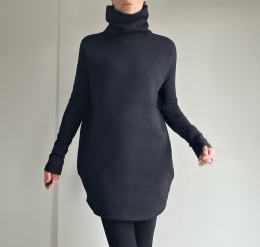 Sukienka Wąski rękaw czarna Golf Midi