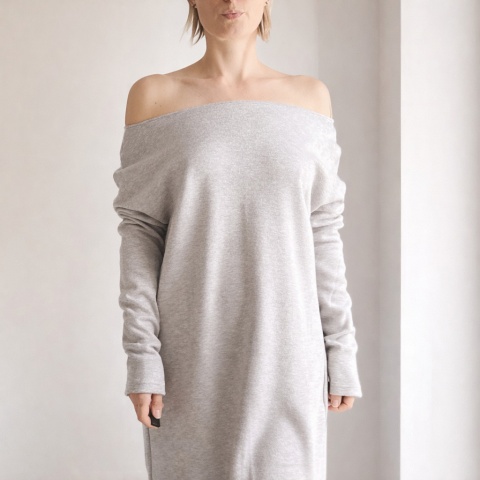 Swetrowa szara długa sukienka