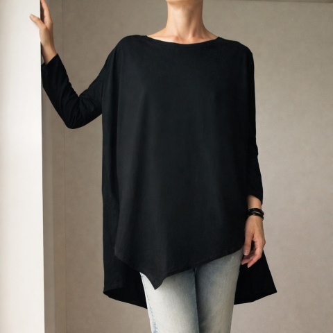 Bluzka asymetryczna dwie kieszenie czarna