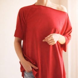 Bluzka narzutka węższa czerwona