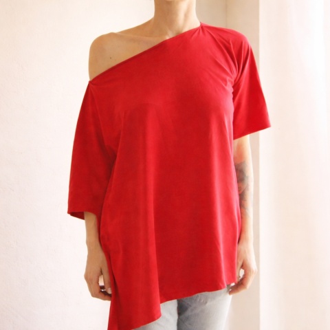 Bluzka narzutka węższa czerwona