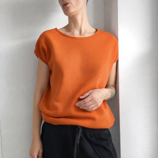 Bezrękawnik damski oversize z grubej dresówki – rudy