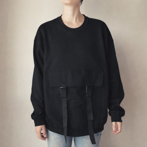 Jedna kieszeń czarna obszerna bluza