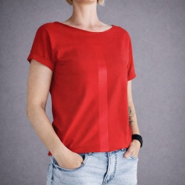 Kreska Czerwona na Czerwonym Oversize