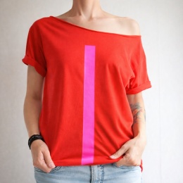 Kreska różowa na czerwonym Oversize