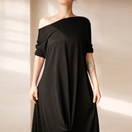 Sukienka Serce oversize Czarna