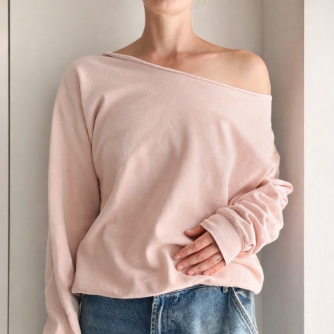 Ciepły róż bluza cięta