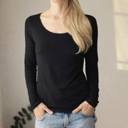 Koszulka damska czarna dopasowana długi rękaw szeroki dekolt