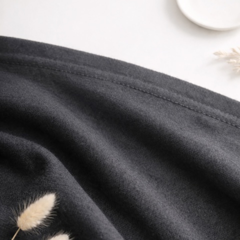 Spodnie damskie ogrodniczki lniane czarne asymetryczne