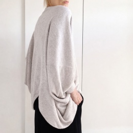 Sweter nietoperz VV szary