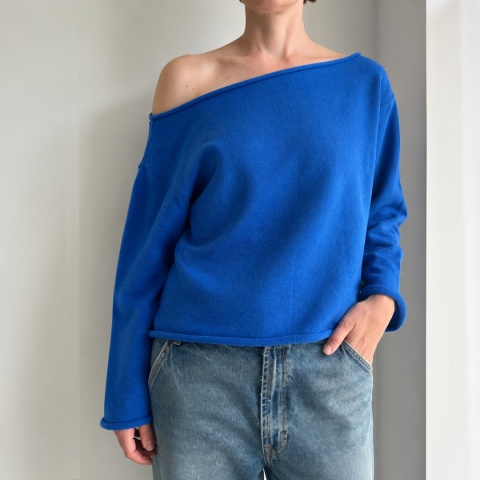 Bluza damska oversize bez ściągaczy – niebiesko-chabrowa