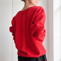 Bluza damska oversize z czerwonym nadrukiem z tyłu – czerwona - pojedynczy egzemplarz