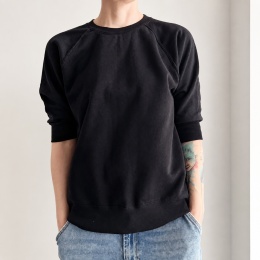 Bluza damska oversize z rękawem do łokcia – czarna