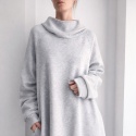 Sukienka oversize z kapturem i kieszeniami szara dresowa