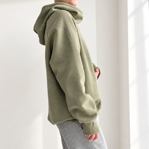Bluza damska oversize z dużym kapturem i dziurkami na kciuki – blada oliwka