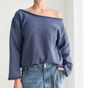 Bluza damska oversize z szerokim dekoltem – granatowy melanż